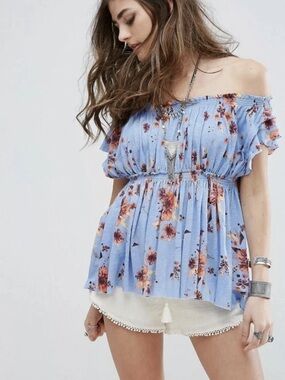 Free People We The Free “Sam” Floral Off-The-Shoulder Peasant Top
 size M
